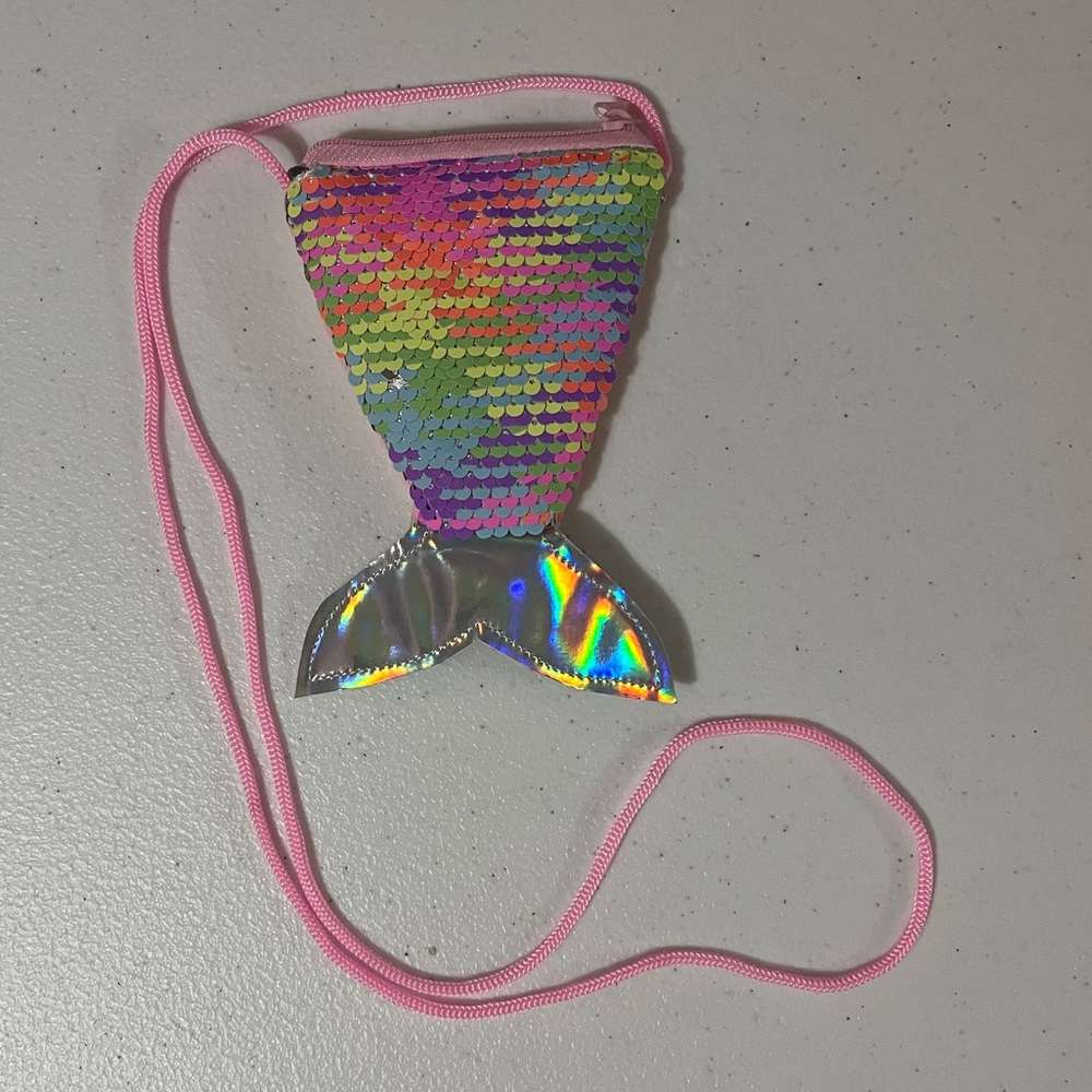 NWOT Girls Flip Sequin Fish Tail Design Novelty Bag